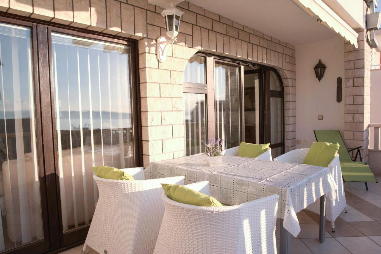 House Bilic Apartamento Baška Voda Exterior foto